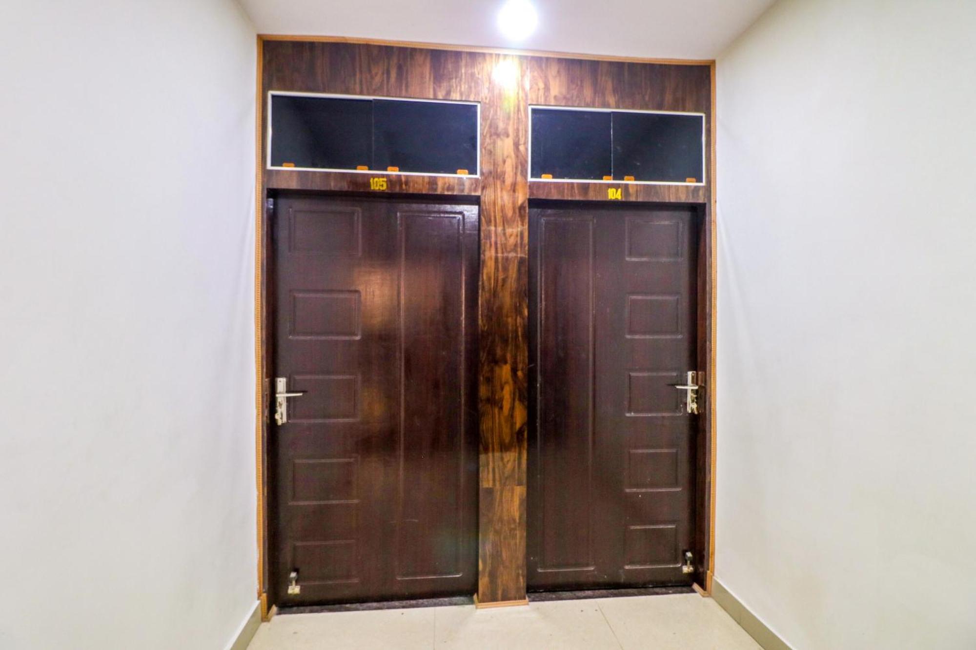Hotel O Rodstar Chinhat Ngoại thất bức ảnh