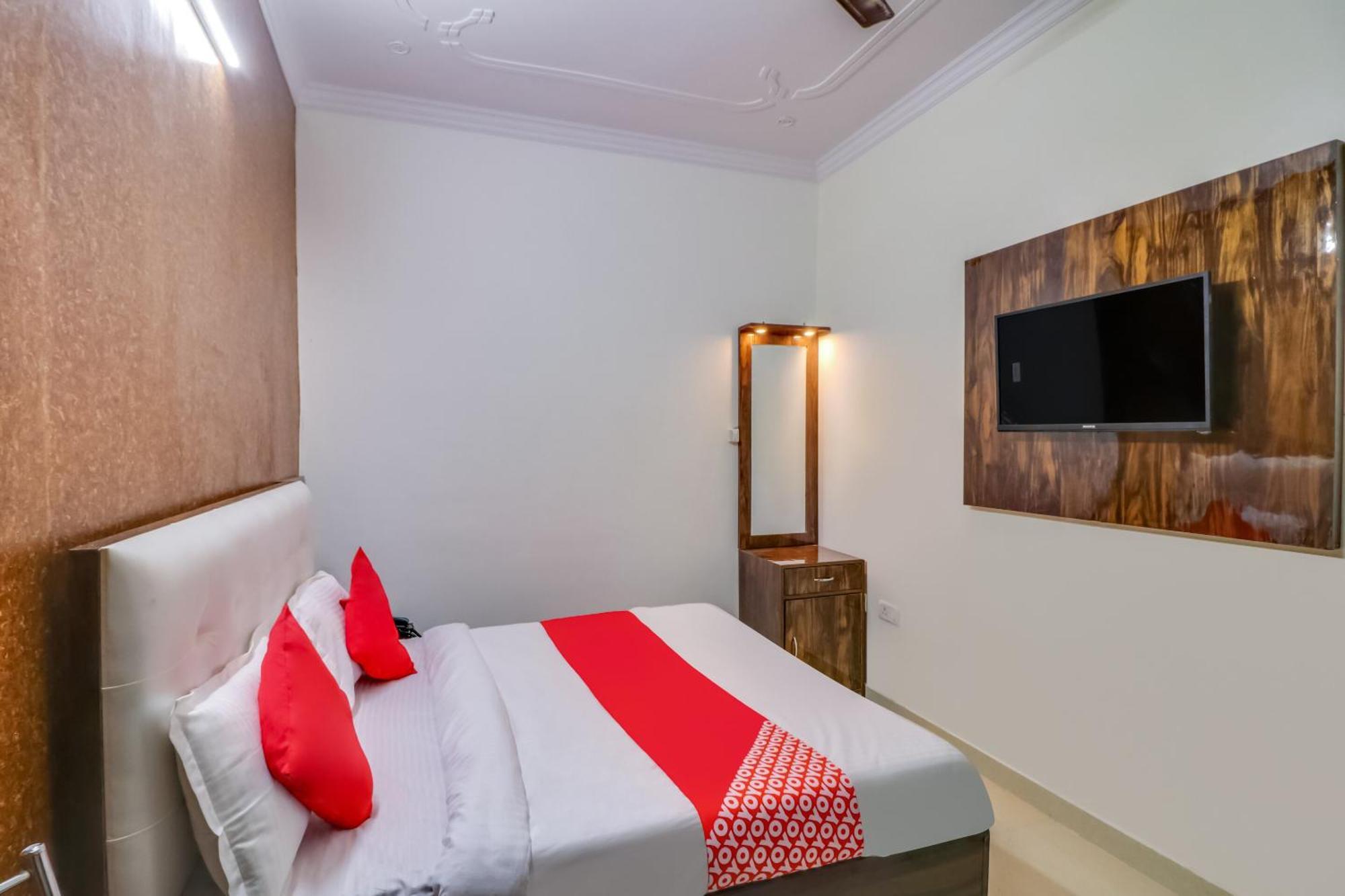 Hotel O Rodstar Chinhat Ngoại thất bức ảnh